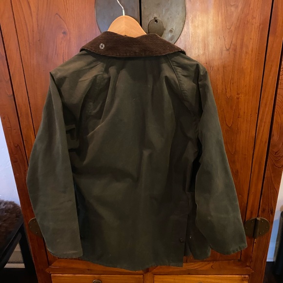 Barbour Classic Bedale Jacket | Dark Green | Small (C36) - Picture 4 of 6